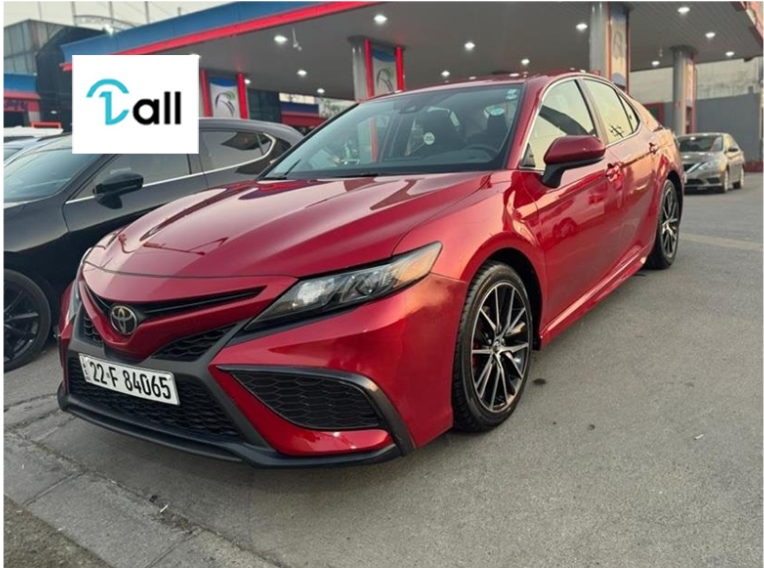 Toyota Camry 2021