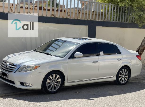 تۆیۆتا ئەڤەلۆن 2012