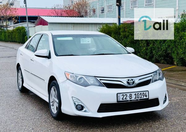 تۆیۆتا کامری 2013