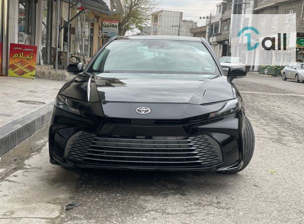 تۆیۆتا کامری 2025