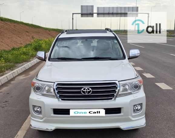 تۆیۆتا لاند کروزەر 2014